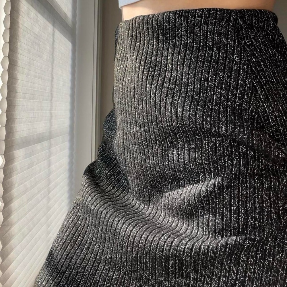 Urban Outfitters Women's Black and Silver Skirt - Picture 8 of 11